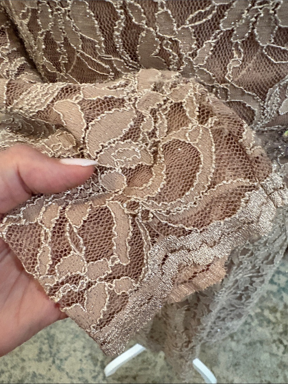 Jackie Jon Sz 8 lace and beaded long sleeve cocktail dress. Blush formal party - Picture 8 of 10